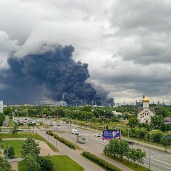 Bříza: Stoupající kouř musel obyvatele Petrohradu a Moskvy vyděsit. Tlak Ukrajinců je jediné možné řešení konfliktu