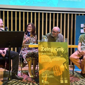 Třicetiny rozhlasového magazínu Zelný rynk. Zleva: Michal Bumbálek, Alena Blažejovská, Ludvík Němec a Radek Štěpánek