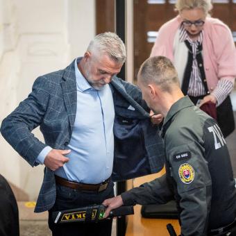 Policejní hříšníci? Megakauza Očistec ukázala na výrobu spisů, úplatky a sledovací komanda