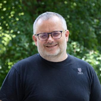 Potřeboval jsem se znovu naučit hrát na kytaru a pochopit dnešní svět, říká Jan Nedvěd mladší