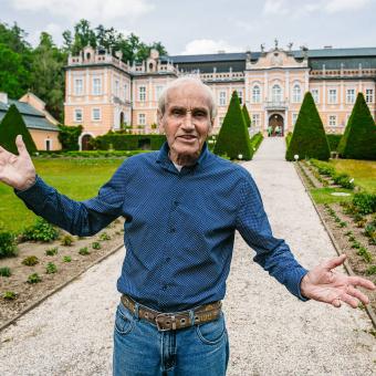 Rokokový zámek Nové Hrady: Když jsme přišli, běhaly tu slepice, v okapech rostla zeleň, říká majitel