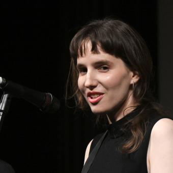 Režisérka Martina Buchelová uvádí na karlovarském festivalu svůj film Milovník, ne bojovník