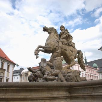 Caesarova kašna v centru Olomouce