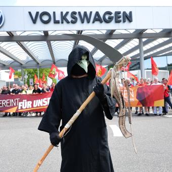 Souboj s odbory bude zuřivý, říká k revoluci ve VW expert. Škoda je podle něj „zlaté vejce“ koncernu