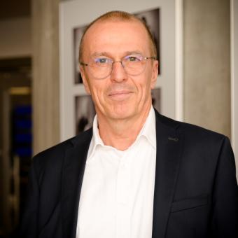 Mikrobiom si tvoříme tím, co jíme, říká gastroenterolog Radan Keil. Proč jsou onemocnění střev na vzestupu?