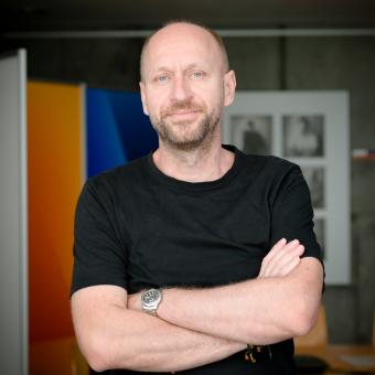 Jelen: Ten, kdo má válku ukončit, je Putin, ne Ukrajina. Aby se Kyjev vzdal území, je nepřijatelné