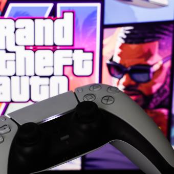 Miliardové GTA VI pod útokem hackerů. Nic šlechetného, jen rýžování peněz, odsuzuje novinář