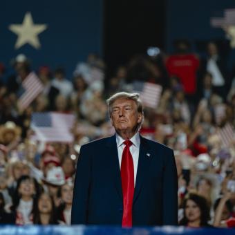 Donald Trump v kampani před midterms volbami