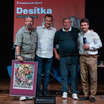 V Plzni se řešila nejen penalta Panenky. Co prozradil rozhodčí Královec? Poslechněte si záznam show