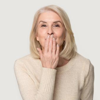 Waldemara, veselá vdova. Příběh ženy, která se po smrti manžela rozhodne, že teď už bude jenom šťastná