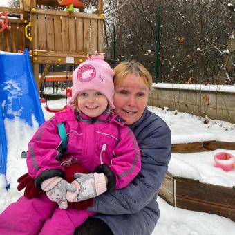 Nevidomá maminka Alena s dcerou Šarlotkou