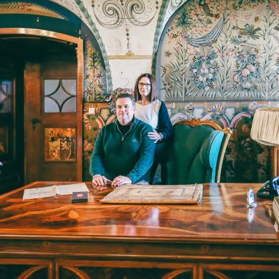 Joseph Michael Bartoň Dobenín se svou manželkou Lenkou