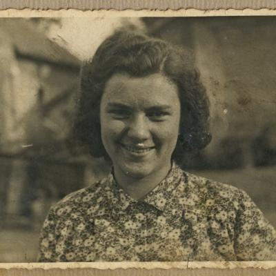 Portrét dívky, Československo kolem roku 1948