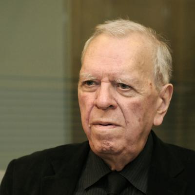 Milan Uhde