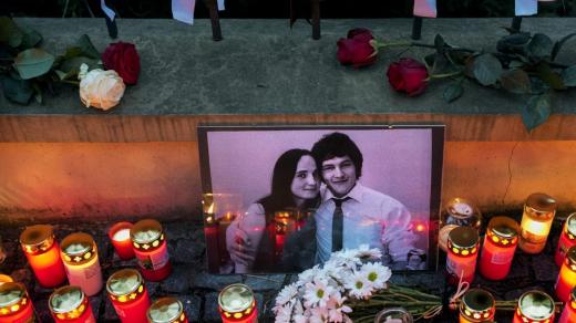 Kuciak otevřel dveře a vrah vystřelil. Pro peníze si pak dojel k muži, který ho práskl policii