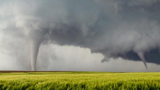Dvě tornáda v americkém Kansasu