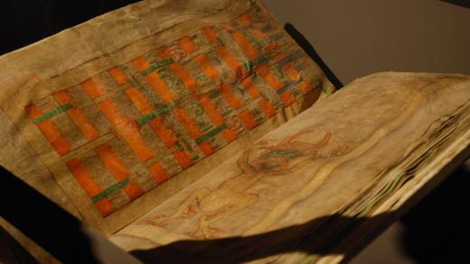 Ďáblova bible - Kodex Gigas ve speciálním  trezoru v Galerii Klementinum
