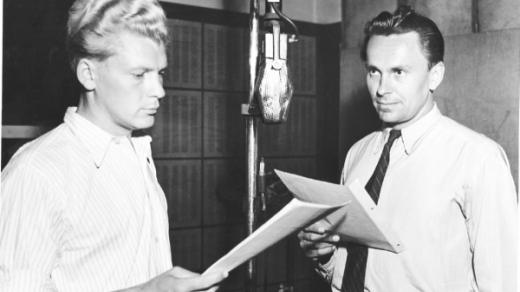 Reportáže inženýrů J. Hanzelky a M. Zikmunda (zleva) se vysílaly do srpna 1952