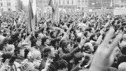 Listopad 1989 v Plzni
