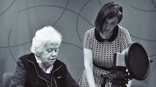 Jana Klusáková a Vladimíra Bezdíčková při natáčení Osudů