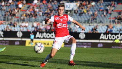 Pardubický fotbalový záložník Tomáš Solil