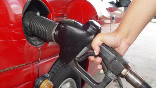 Tankování pohonných hmot