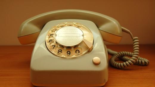 Telefon