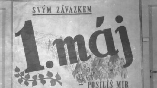 Nástěnky k 1. máji 1952