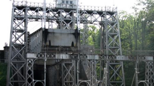 Hydraulický lodní výtah č. 2 je také zapsán na seznamu kulturního dědictví UNESCO