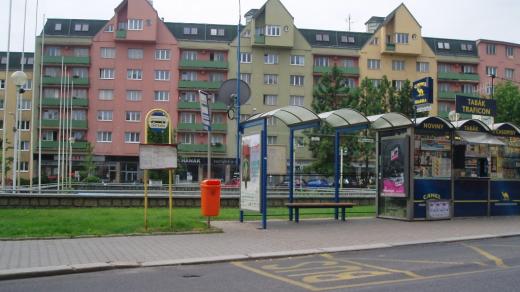 Mladá Boleslav v době škodovácké dovolené (11) - autobusová zastávka