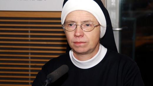 Angelika Pintířová se zúčastnila včerejšího smutečního průvodu