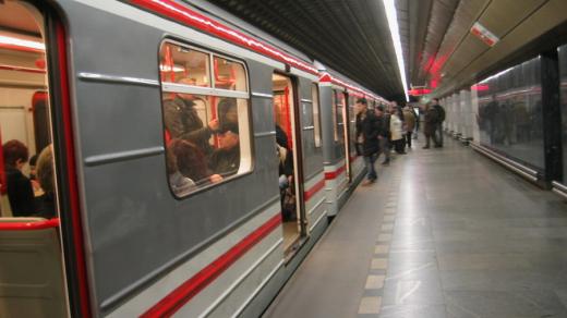 Metro, nástupiště, cestující (ilustrační foto)