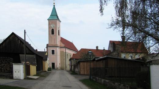 Z vesnice Probstdorf se hnutí Neposlušných rozšířilo do celé Evropy