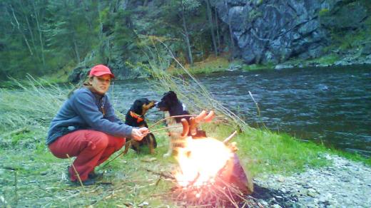 prázdniny, oheň, táborák, pohoda, relaxace, buřt, léto