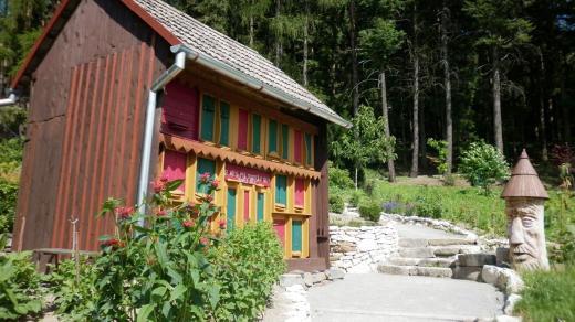 Historický včelín