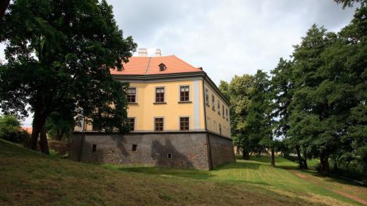 Zámek Ctěnice