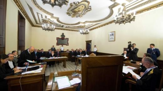 Snímek vatikánského listu L'Osservatore Romano ze soudní síně, kde probíhá líčení s komorníkem papeže Benedikta XVI. Paolem Gabrielem