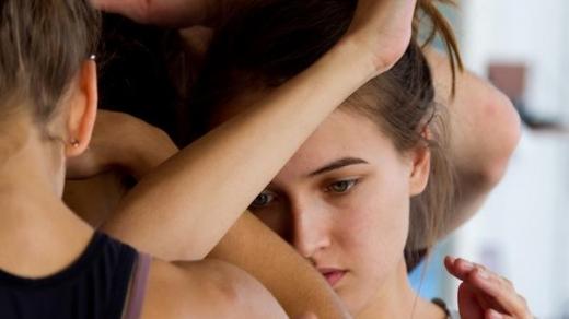 Tereza Voříšková v představení Jezdci divadla Ponec