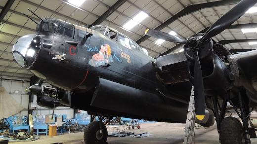 Bombardér typu Lancaster