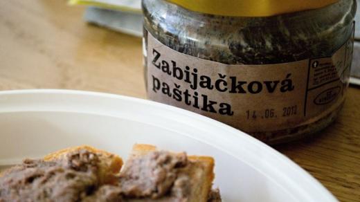 potraviny z Mitrovského dvora
