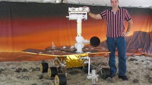 Geolog NASA dr. James Rice