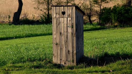 Kadibudka, latrína, WC, suchý záchod (ilustrační foto)