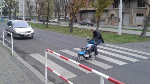 Přechod pro chodce v ulici U Červeného kostela, Teplice