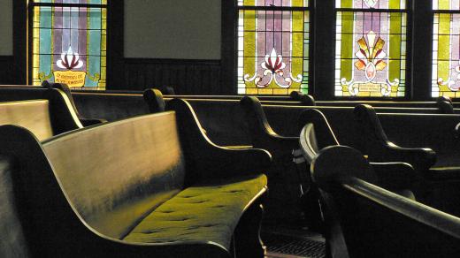 Církevní restituce