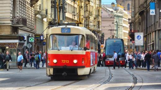 Tramvaje přes Václavské náměstí nepojedou dva měsíce