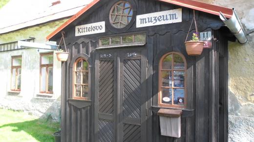 Vchod do Kittelova muzea