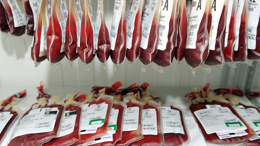 Daruj krev s českým rozhlasem, darování krve, krevní transfuze, krev