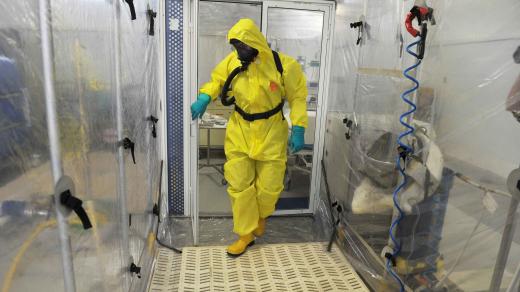 V Těchoníně ošetřují pacienty s vysoce nakažlivými nemocemi. Právě tady by se mohla léčit ebola