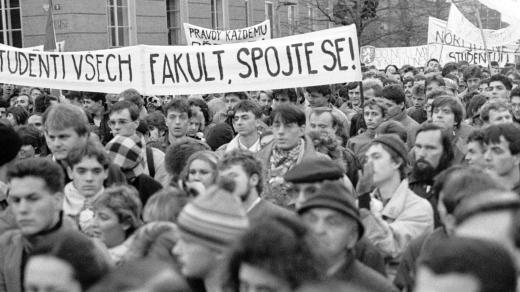 Demonstrace studentů na Albertově