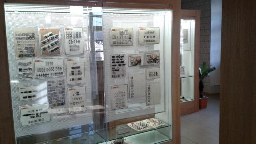 Expozice o historii textilní a galanterijní výroby v Bílovci